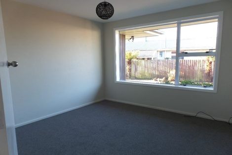Photo of property in 8 Stretton Street, Bishopdale, Christchurch, 8053