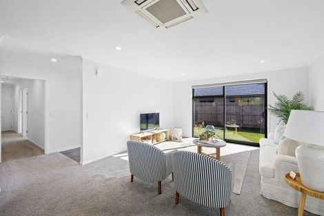 Photo of property in 7 Nukuroa Close, Waitara, 4320