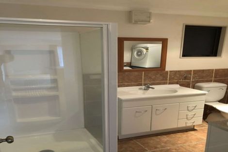 Photo of property in 17 Tide Close, Mount Wellington, Auckland, 1060