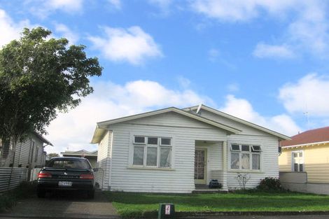 Photo of property in 75 Shamrock Street, Takaro, Palmerston North, 4412