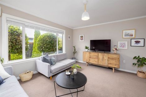 Photo of property in 112 Tomes Road, St Albans, Christchurch, 8052