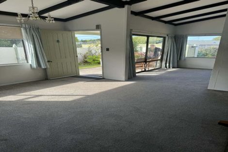 Photo of property in 19 Chums Road, Paraparaumu Beach, Paraparaumu, 5032