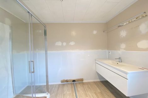 Photo of property in 212 Cambridge Road, Bethlehem, Tauranga, 3110