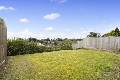 Photo of property in 51 Tarahua Road, Welbourn, New Plymouth, 4310