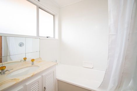 Photo of property in 1/64 Denise Crescent, Hornby, Christchurch, 8042