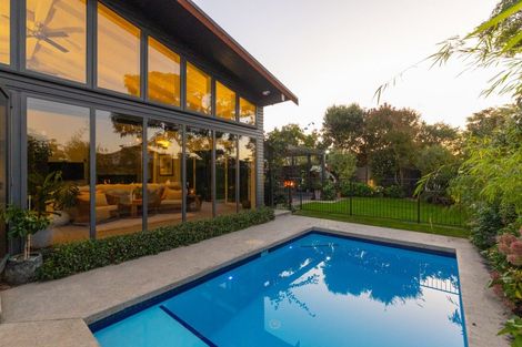 Photo of property in 12 Ihaka Street, Hokowhitu, Palmerston North, 4410