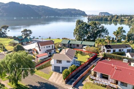 Photo of property in 167 Durrant Drive, Whangamata, 3620