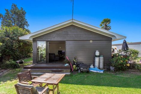 Photo of property in 1 Tawhara Place, Edgecumbe, 3120