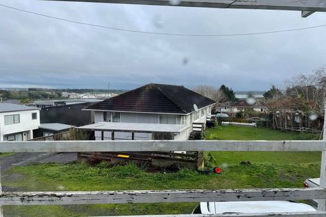 Photo of property in 1/151b Wallace Road, Mangere Bridge, Auckland, 2022