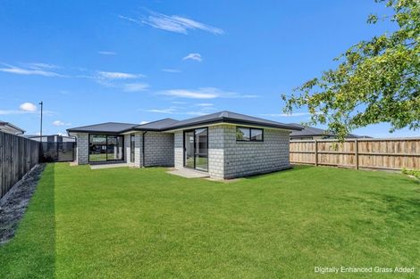 Photo of property in 30 Marcoola Drive, Rolleston, 7614