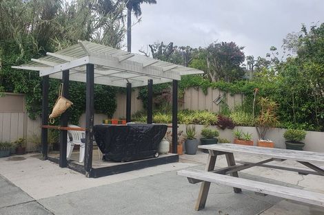 Photo of property in 6 Seaview Road, Cable Bay, 0420