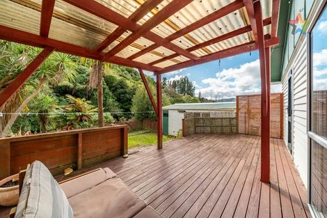 Photo of property in 58 Lees Grove, Wainuiomata, Lower Hutt, 5014