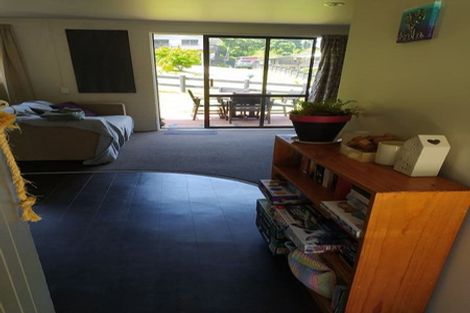 Photo of property in 2 Branch Road, Lake Okareka, Rotorua, 3076