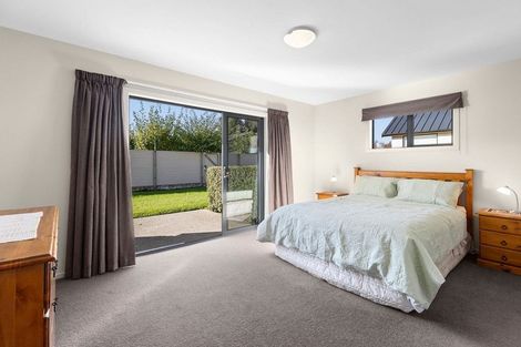 Photo of property in 1 Coromandel Street, Wanaka, 9305