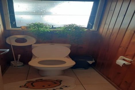 Photo of property in 18 Prince Regent Drive, Half Moon Bay, Auckland, 2012