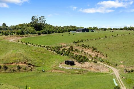 Photo of property in 401a Smart Road, Hillsborough, New Plymouth, 4372