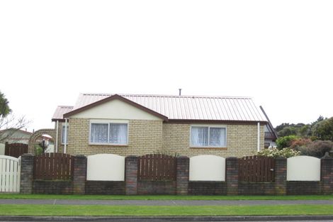 Photo of property in 36 Glamis Avenue, Bell Block, New Plymouth, 4312