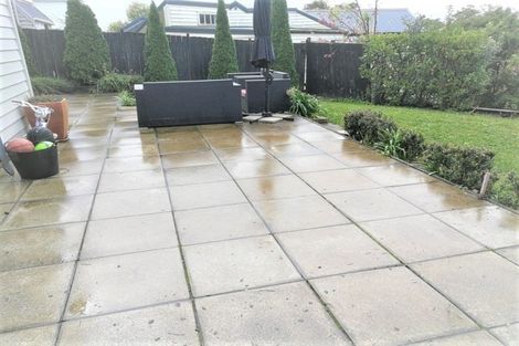 Photo of property in 18 Trinidad Road, Sunnynook, Auckland, 0620