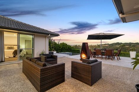 Photo of property in 466 Whitehills Road, Waitoki, Silverdale, 0994