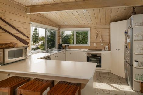 Photo of property in 105 The Quay, Pauanui, Hikuai, 3579