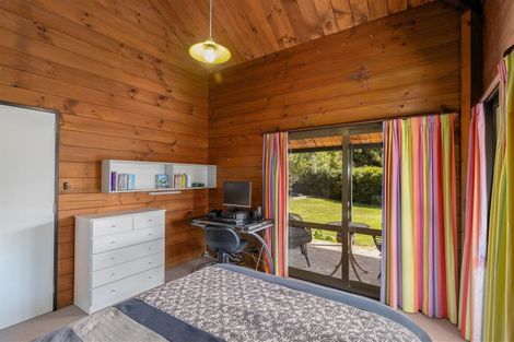 Photo of property in 106 Mccormacks Bay Road, Mount Pleasant, Christchurch, 8081