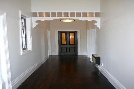 Photo of property in 21 Mozeley Avenue, Devonport, Auckland, 0624