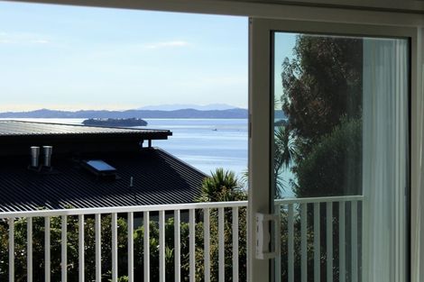 Photo of property in 127 Pah Road, Cockle Bay, Auckland, 2014