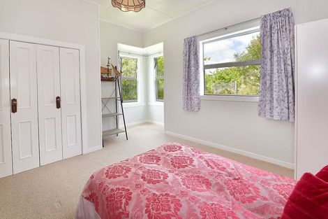 Photo of property in 333 South Head Road, South Head, Helensville, 0874