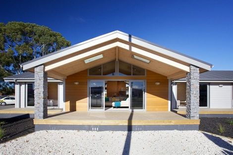 Photo of property in 431 Main South Road, Hornby, Christchurch, 8042