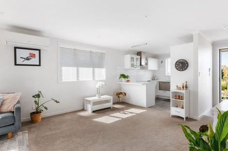 Photo of property in Waterview Estate, 60/4 Greystone Place, Omokoroa, 3114