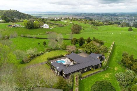 Photo of property in 382 Razorback Road, Pokeno, 2472