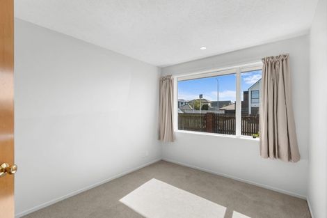 Photo of property in 2/23 Division Street, Riccarton, Christchurch, 8041