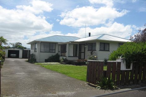Photo of property in 8 Tudor Road, Pahiatua, 4910