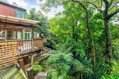 Photo of property in 40 Tanekaha Road, Titirangi, Auckland, 0604