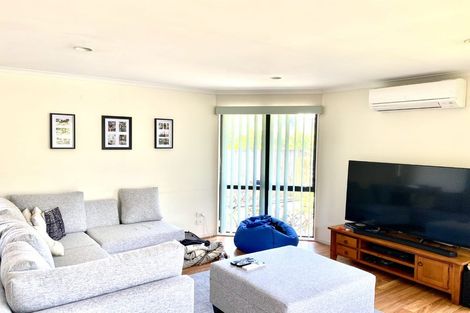 Photo of property in 29 Hugh Green Drive, Pinehill, Auckland, 0632