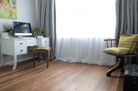 Photo of property in 8 Fox Street, Featherston, 5710