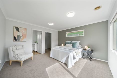 Photo of property in 50 Te Puia Drive, Aotea, Porirua, 5024