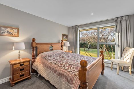 Photo of property in 9 Hollyhock Lane, Wanaka, 9305