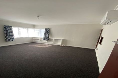 Photo of property in 229 Featherston Street, Palmerston North, 4410