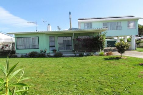 Photo of property in 80 Tararua Road, Levin, 5571