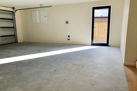 Photo of property in 10 Ward Street, Jacks Point, Queenstown, 9371