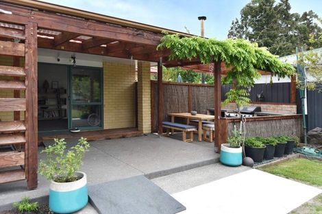 Photo of property in 127 High Street, Oxford, 7430