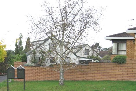 Photo of property in 1/7 Fernbird Place, Massey, Auckland, 0614