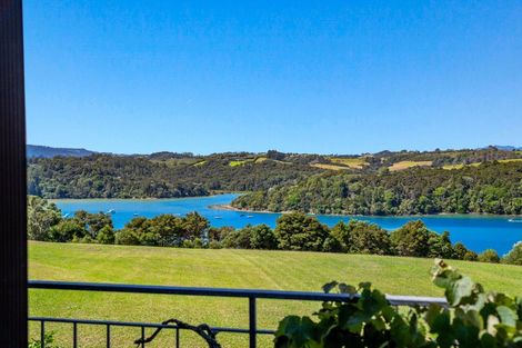 Photo of property in 14 Kotare Place, Sandspit, Warkworth, 0982