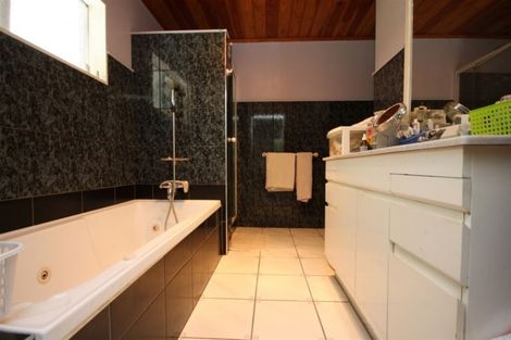 Photo of property in 20 Rifle Range Road, Waihi, 3682