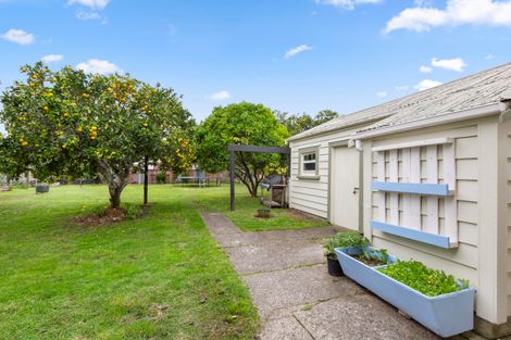 Photo of property in 8 Longfellow Street, Te Aroha, 3320