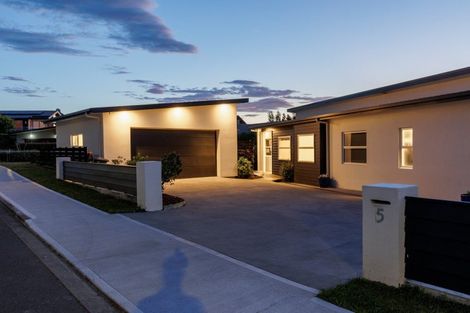 Photo of property in 5 Ridgetop Rise, Fairhall, Blenheim, 7272