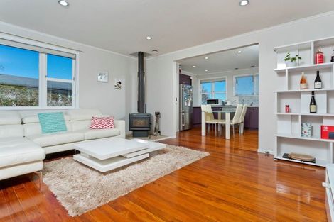 Photo of property in 598 Glenfield Road, Bayview, Auckland, 0629