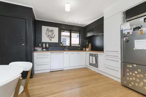 Photo of property in 25b Tui Street, Mount Maunganui, 3116