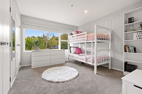 Photo of property in 9 Roysfield Lane, Sunnyhills, Auckland, 2010